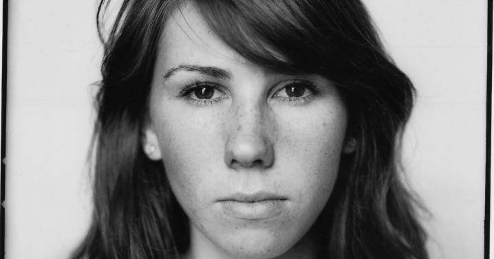 Zosia Mamet: My Wayward Years As a New York Club Kid