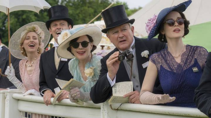 Movie Review: The Crawleys — and their matriarch — get a loving sendoff in final 'Downton Abbey'