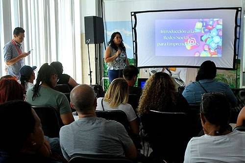 Ciudad CCS continúa con formación a emprendedores caraqueños