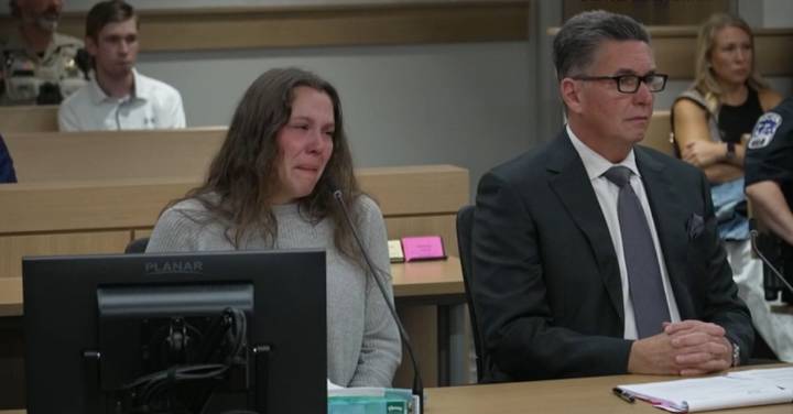 Elementary school teacher admits to illicit sexual contact with 11