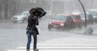 Se inunda otra vez Viaducto tras lluvias en CDMX; Metro, con marcha lenta