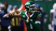 Justin Fields supera el protocolo de conmocíon y podrá jugar ante Dolphins
