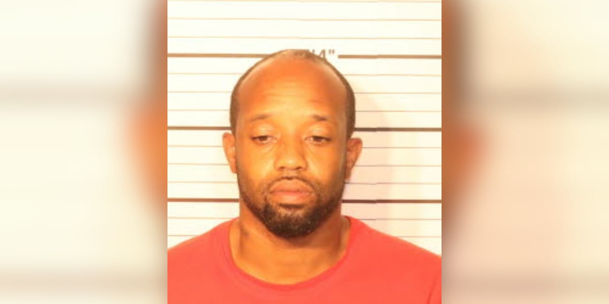 Wanted man steals vehicle from Memphis, captured in Southaven, police say