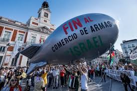 El Gobierno español aprueba el "embargo total" de armas a Israel