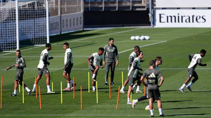 Sólo tres bajas y vuelve Huijsen