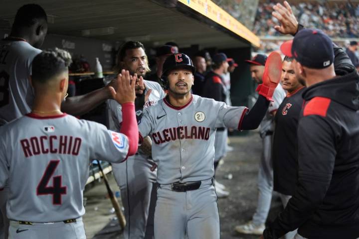 Guardians win for 10th time in 11 games, beating Tigers 7