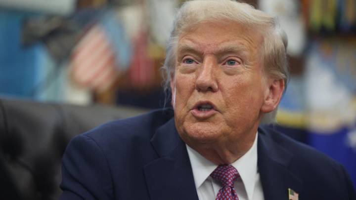 Trump signals deportations as ICE Chicago operations ramp up
