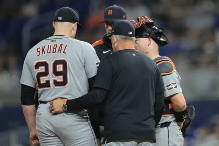 2025 MLB Playoff Predictions: Expert Picks for AL & NL Wild Card Series