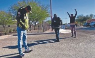 Deportan a migrantes pese a llevar 30 años viviendo en EU