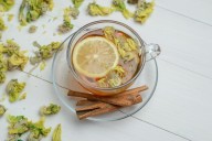 Remedio milenario. Té de hierba de San Juan, las propiedades medicinales de la planta “mágica” de las flores amarillas