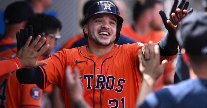 Astros hit four homers in season