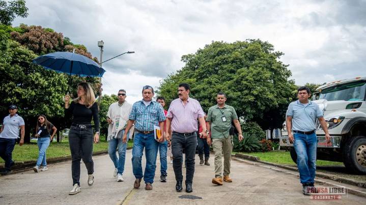 Alcalde Marco Tulio Ruíz visitó el barrio La Primavera de la Comuna V