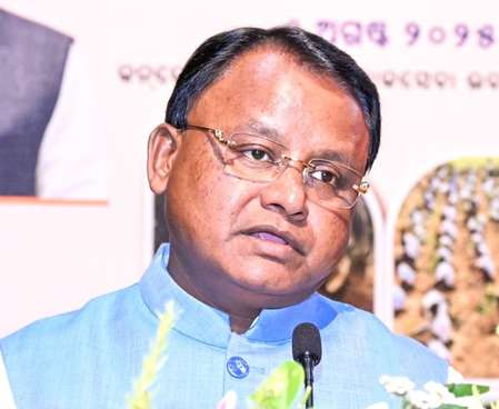 Ahead of Durga Puja, Odisha CM orders early salary for govt employees