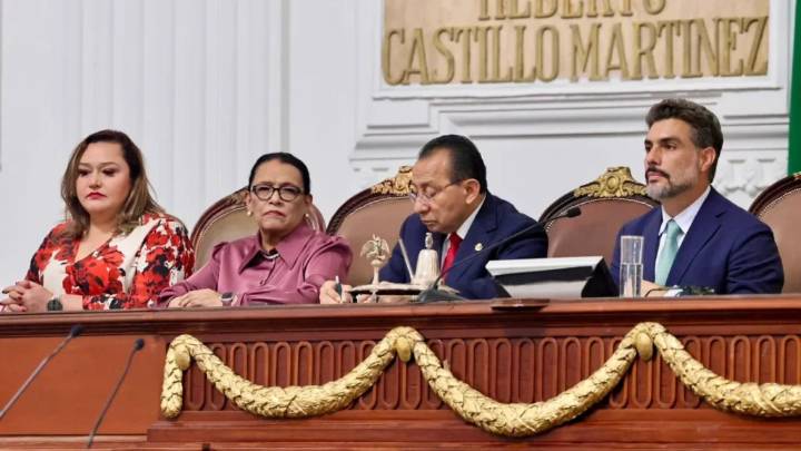 Rosa Icela asiste a toma de protesta de jueces de la CDMX