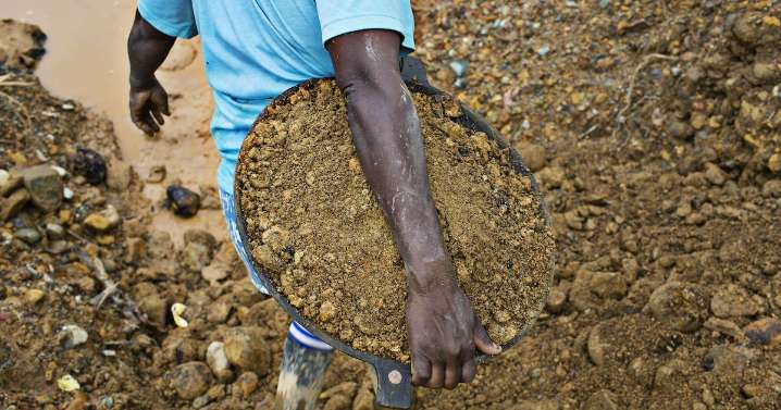 BofA alerta que auge del oro ilegal expone a Perú a “enfermedad holandesa”