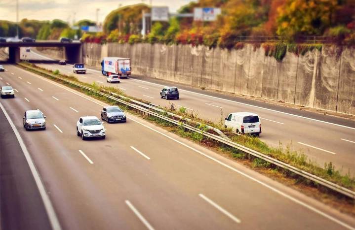 En esta ciudad de Estados Unidos trituran los vehículos que participan en carreras callejeras ilegales: “Les da menos miedo la cárcel que perder su auto”
