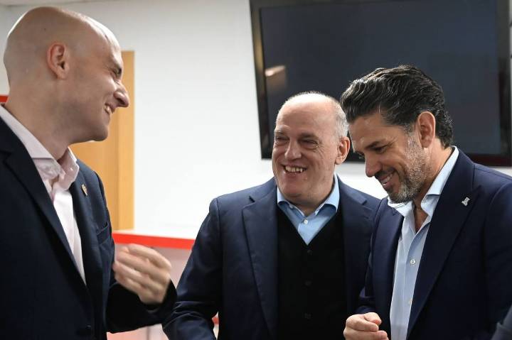 El Sporting confirmará este viernes su presupuesto de fichajes para enero