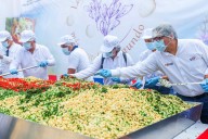 Perú logra el récord mundial de la ensalada de tarwi más grande, con más de 1.400 kilos