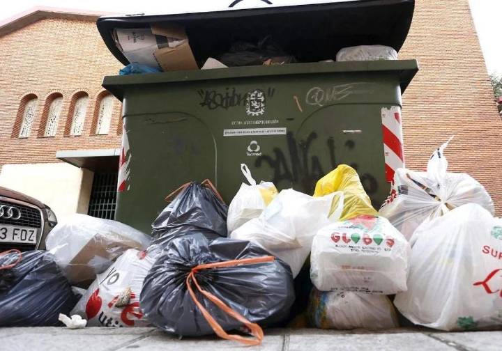 El Ayuntamiento de León devolverá «de oficio» los recibos de la tasa de basura tumbada por el TSJ
