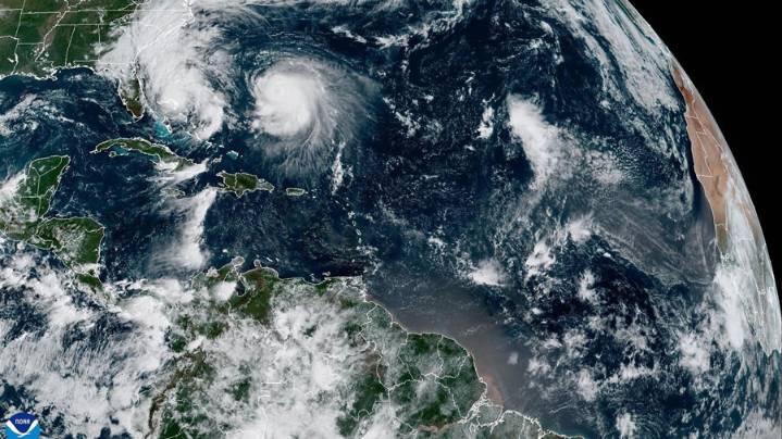 Imelda se convierte en huracán y amenaza con lluvias en Carolina del Norte