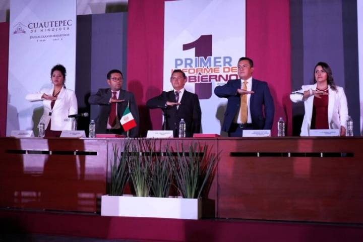 Presidente de Cuautepec de Hinojosa presenta su primer informe