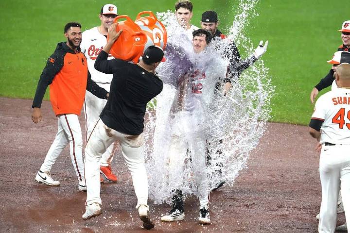 Orioles earn seventh victory in eight games, beat Pirates 2