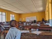 Seis millones más de niños dejarán de ir a la escuela por recortes de ayuda