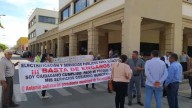 Vecinos de Altares II protestan frente a Palacio Municipal