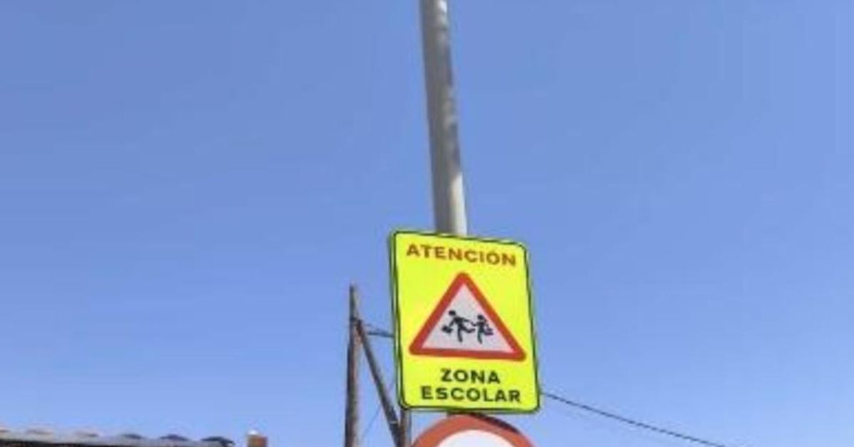 Refuerzan la seguridad vial en los entornos de los colegios de Almería