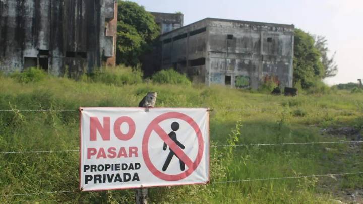 ¿Qué pasa con el Hospital Naturista de Madero? Aparece cercado y con letreros de “propiedad privada”