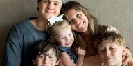 Pampita contó sus fallidos intentos de cortarles el pelo a sus hijos: “Lloraron, pobrecitos”