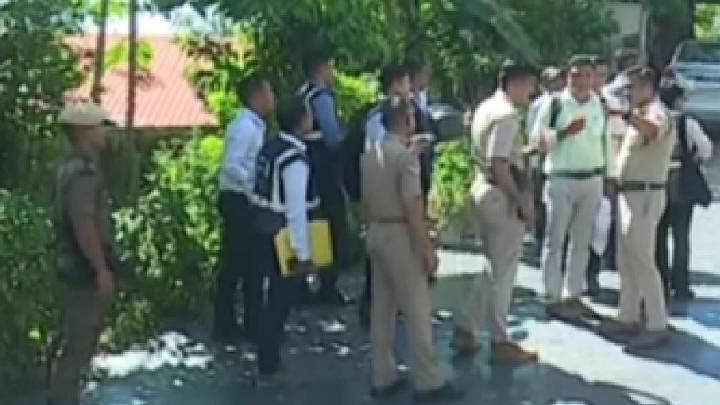 SIT team reaches Shyamkanu Mahanta's residence, begins probe into Zubeen Garg's death