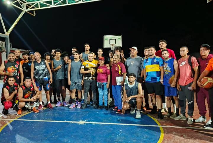 Cuatro equipos buscan quedarse con la Copa Chugaby Hidalgo de baloncesto