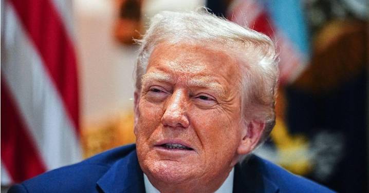 Donald Trump's Health Concerns Explode as President's Hands Appear to Be Different 'Colors' in Shocking Photo