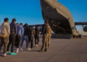 Mayoría de vuelos de deportación del ICE son a Centroamérica