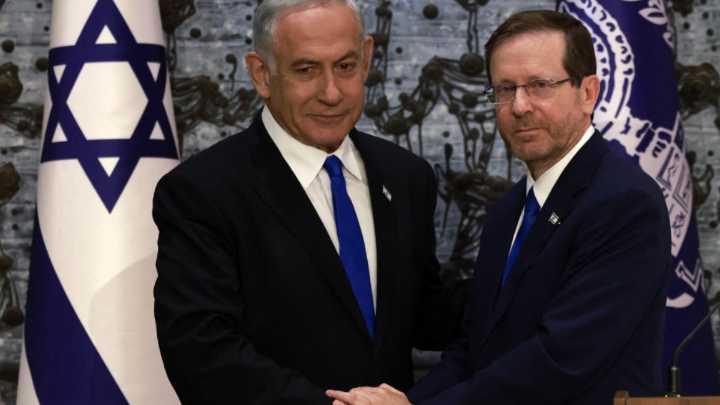 Presidente de Israel abre la puerta a un posible indulto para Netanyahu en su juicio por corrupción