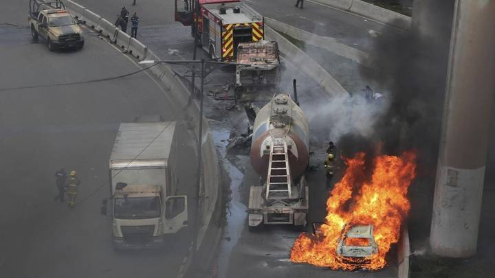 Deja explosión de pipa 3 muertos y 70 heridos
