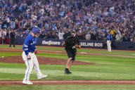 Blue Jays use longball, elite pitching in big win over Red Sox