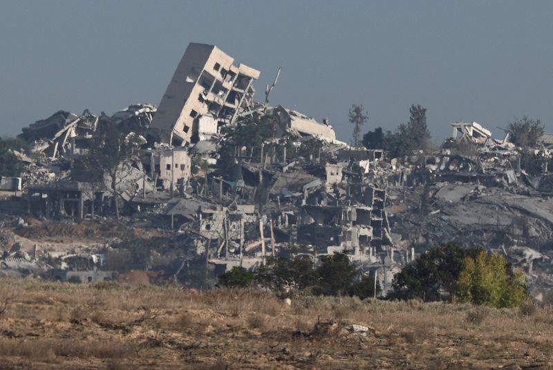 Israeli strikes kill 31 people in Gaza City, medics say, as tanks advance