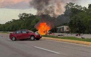 YA VAN 10 VÍCTIMAS IDENTIFICADAS DEL MORTAL ACCIDENTE EN LA MÉRIDA