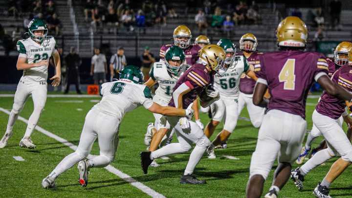 High school football: Tower Hill at St. Elizabeth