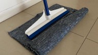 Olvidate de hilo y aguja: transformá tus trapos de piso con silicona caliente y sin dar ni una puntada