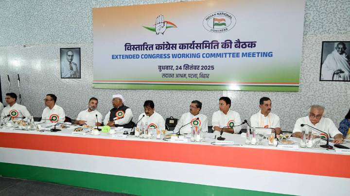 Congress CWC meet: PM Modi’s ‘huglomacy’ has left India diplomatically isolated; vote ‘chori’ another trick from BJP toolkit