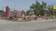 Firm hired to remove tornado debris quit, drawing ire of St. Louis mayor