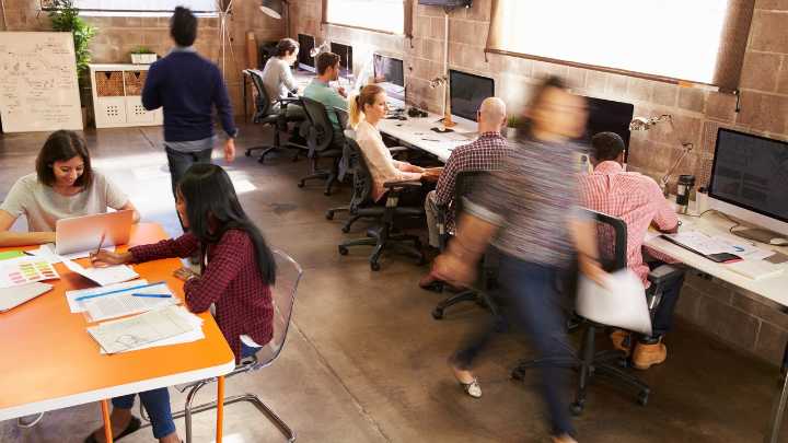 Confirmado: si trabajas más de 6 horas, tienes un derecho que quizá no estés usando