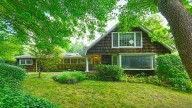 $1.5 million West Hills home has 'modern hint with some farm feel'