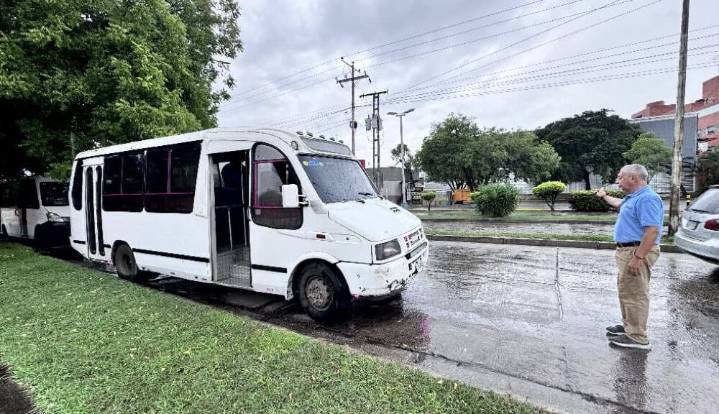 Vialsandi inspecciona unidades de transporte foráneas en terminal del Big Low Center