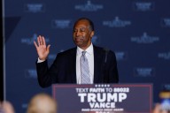 Trump to award Ben Carson with Presidential Medal of Freedom