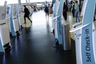 Continúan los efectos por el ciberataque en aeropuertos europeos