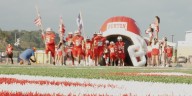 Burton takes down Hearne in a back